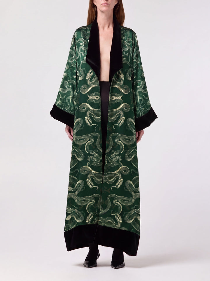 sienna-in-serpentine-front