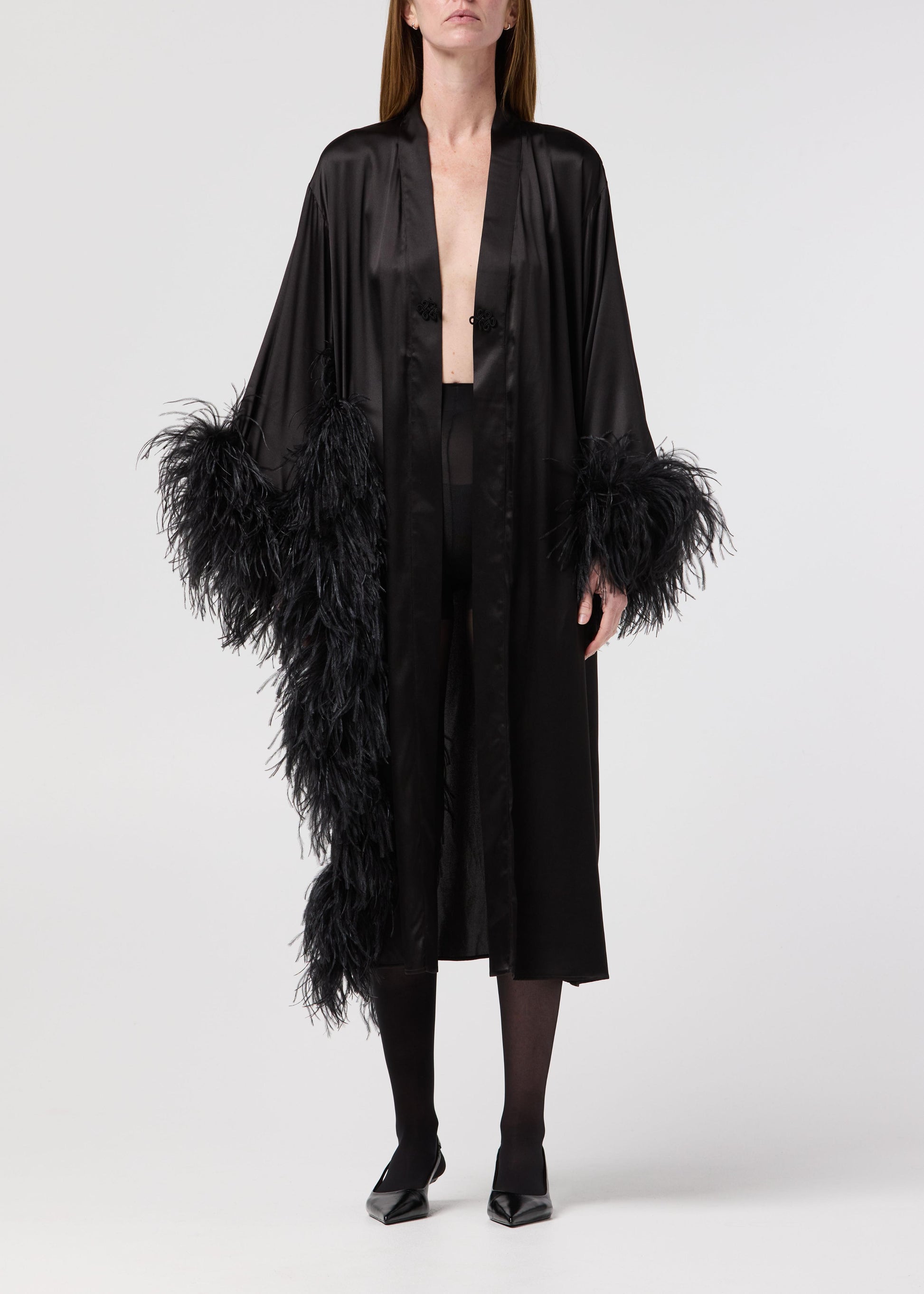 madonna-in-onyx-front