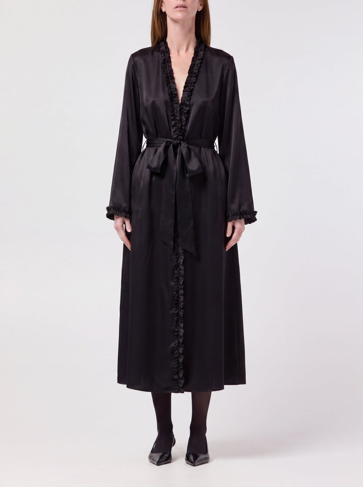 Margot in Onyx close-up detail silk robe