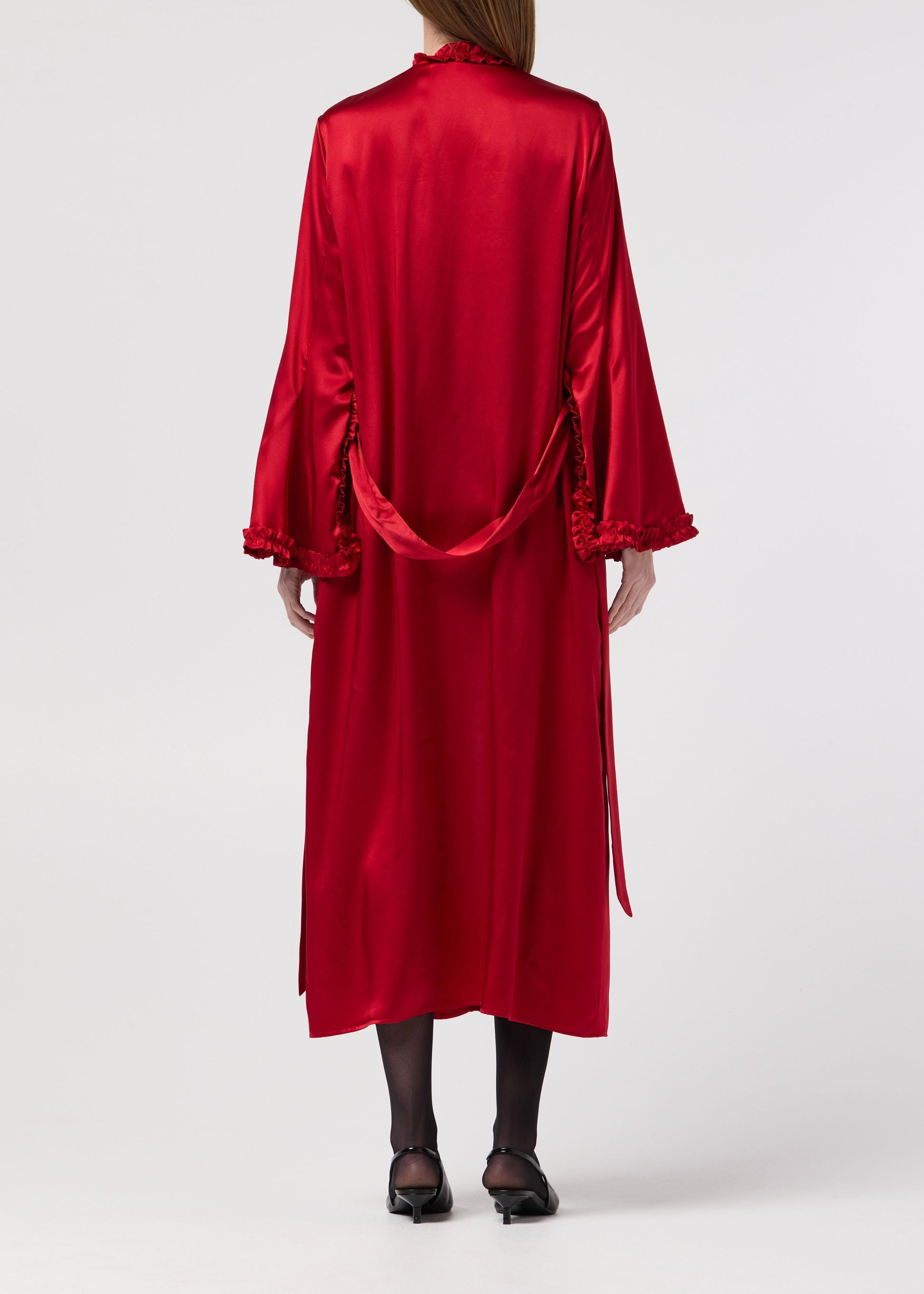 margot-in-rouge-back