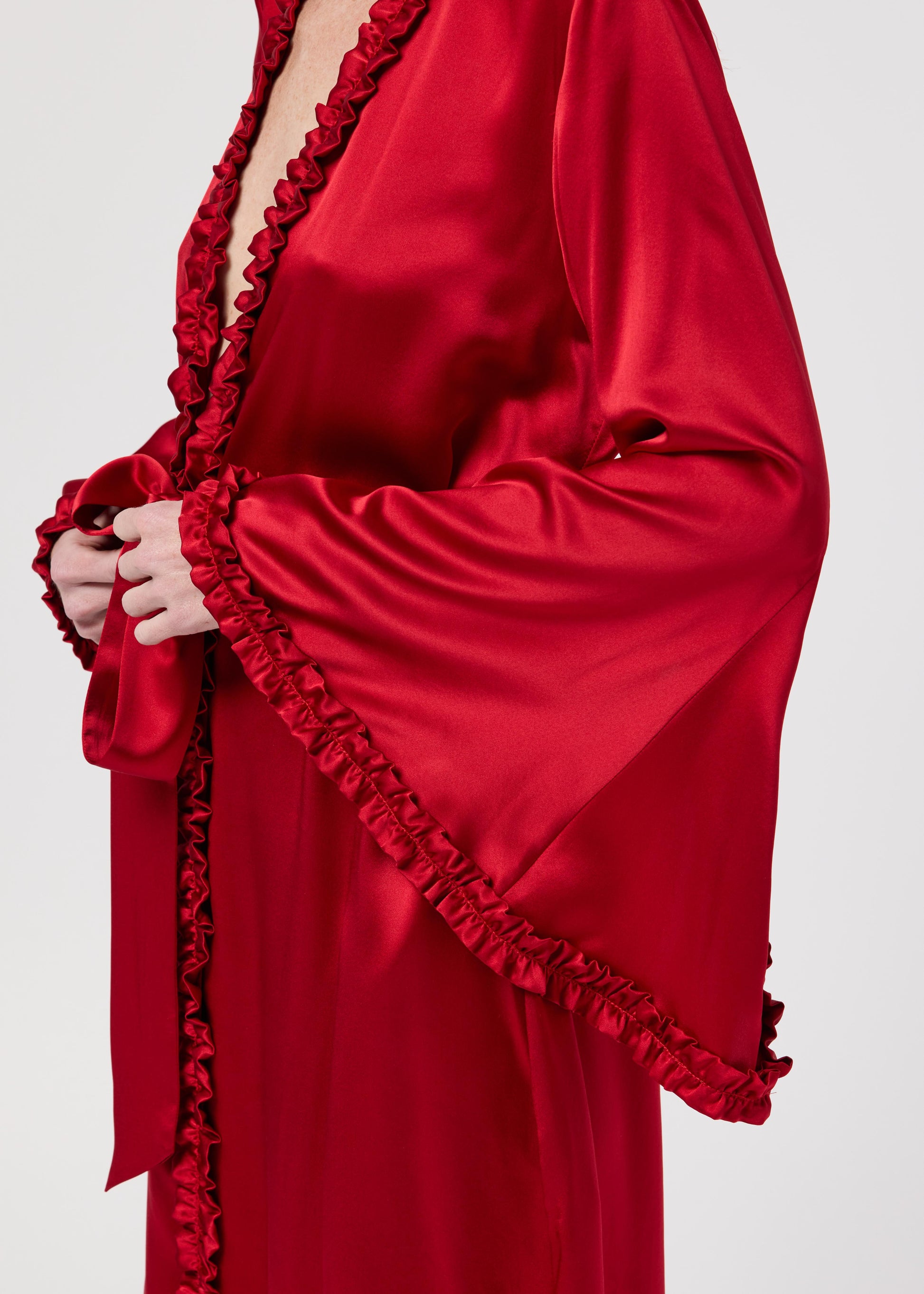 margot-in-rouge-close