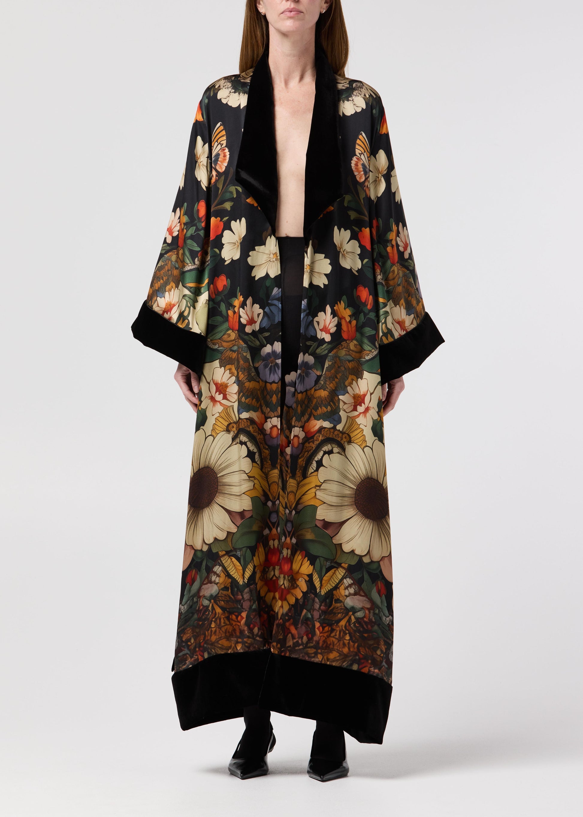 sienna-in-sacred-abundance-front