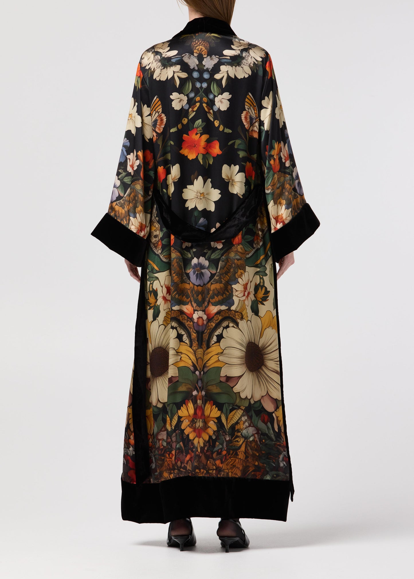 sienna-in-sacred-abundance-back