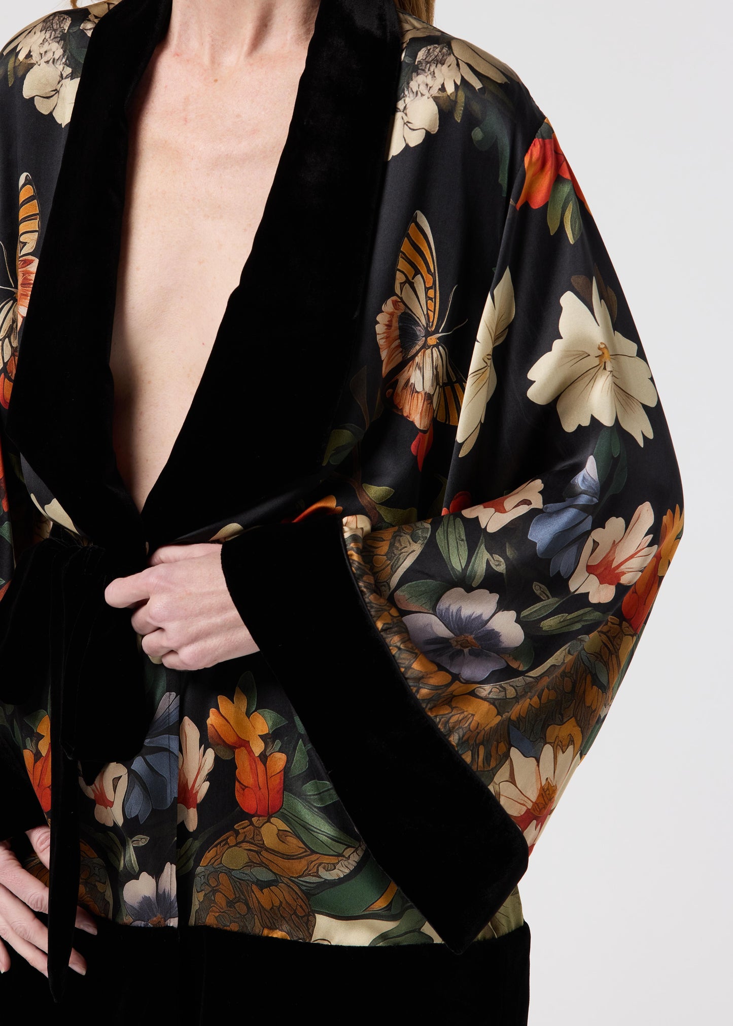 sienna-in-sacred-abundance-short-close